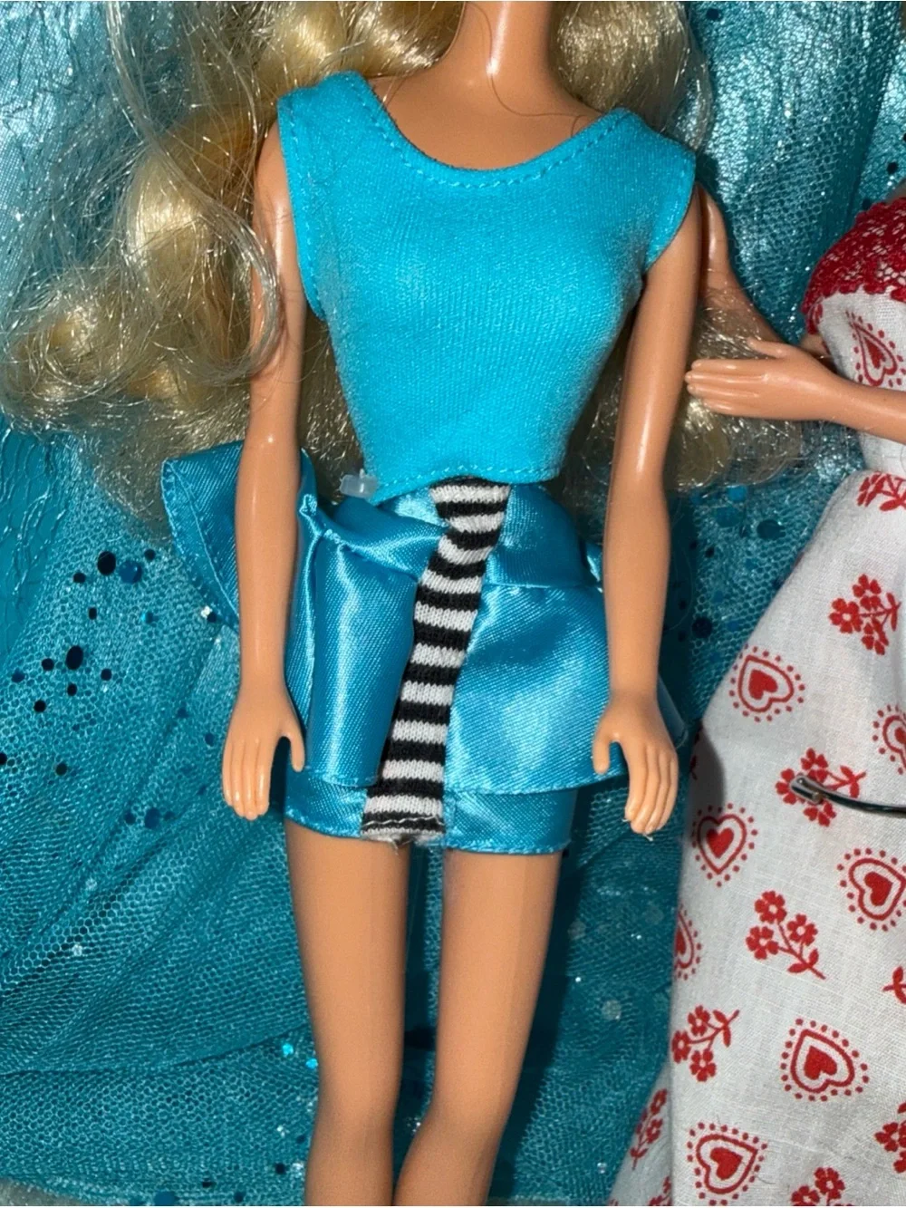 2 Barbie Vinatge dolls in Vinatge outfits